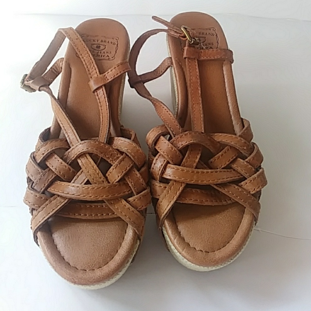 Lucky Brand brown wedge 7.5